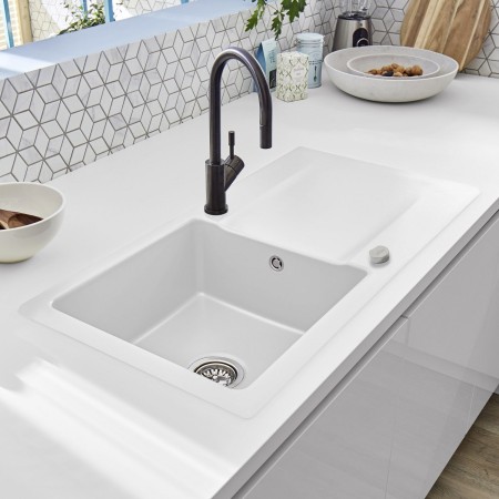 Villeroy & Boch Siluet 60 Flat Einbauspüle Becken rechts, Ablaufgarnitur mit Excenterbetätigung