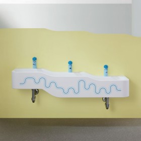 Geberit Bambini Spiel- und Waschlandschaft, 3 Waschplätze, tieferes Becken rechts