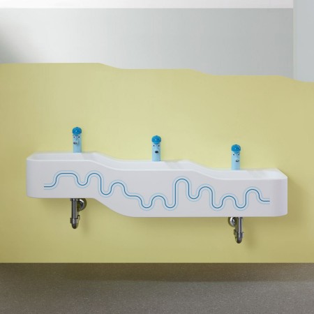 Geberit Bambini Spiel- und Waschlandschaft, 3 Waschplätze, tieferes Becken rechts